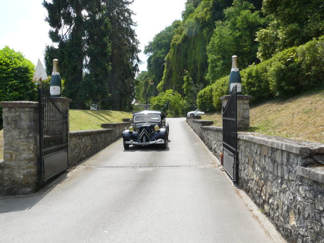 P1040883